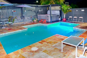 Luxury Pool Home Hard Rock Stadium 5 Mins away